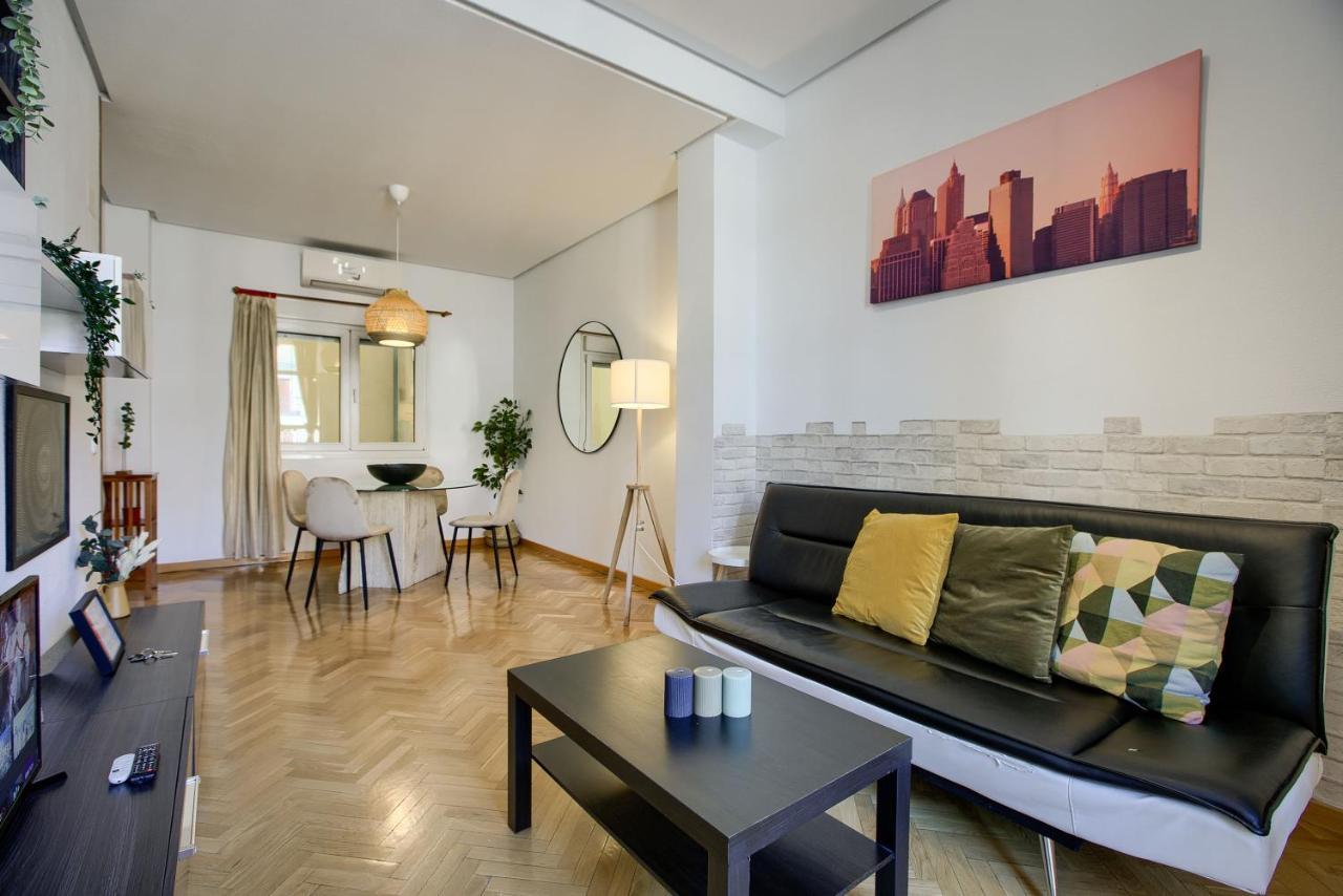 Charming Elegant Gran Via Appartement Madrid Buitenkant foto