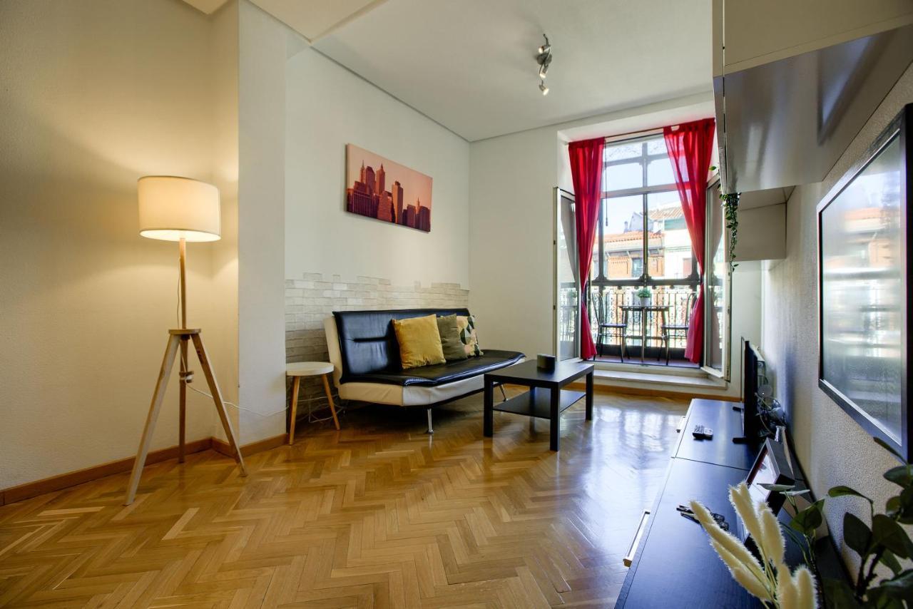 Charming Elegant Gran Via Appartement Madrid Buitenkant foto